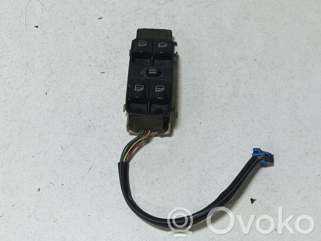Mercedes-Benz C W203 Interruptor del elevalunas eléctrico 