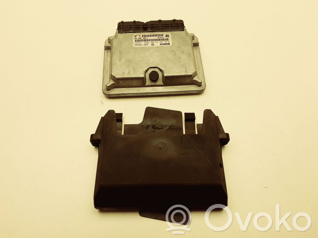 Opel Vectra B Engine control unit/module 