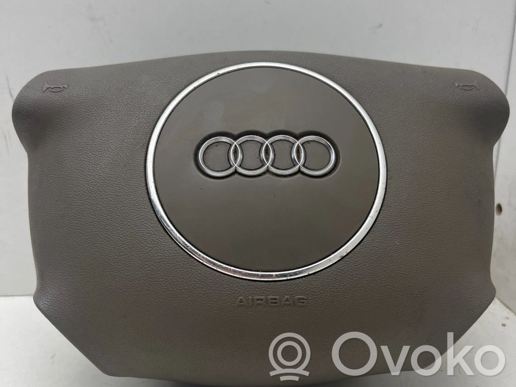 Audi A3 S3 8P Vairo oro pagalvė 