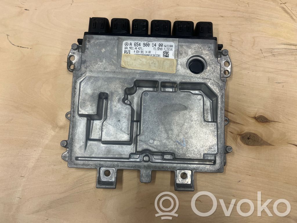 Mercedes-Benz C W205 Engine control unit/module 