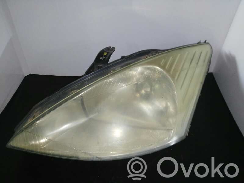 Ford Focus Headlight/headlamp 
