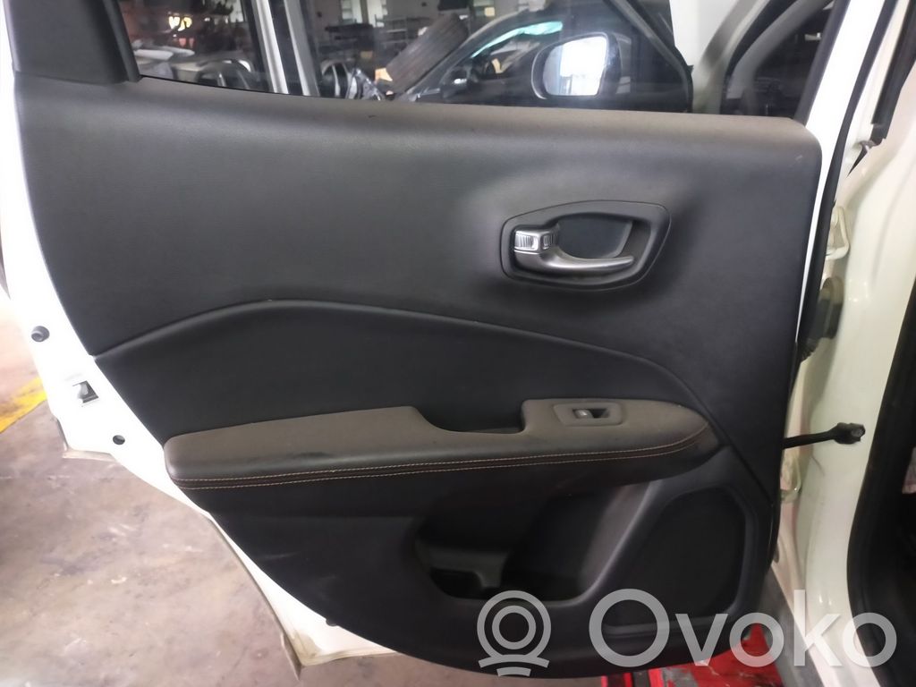 Interior set