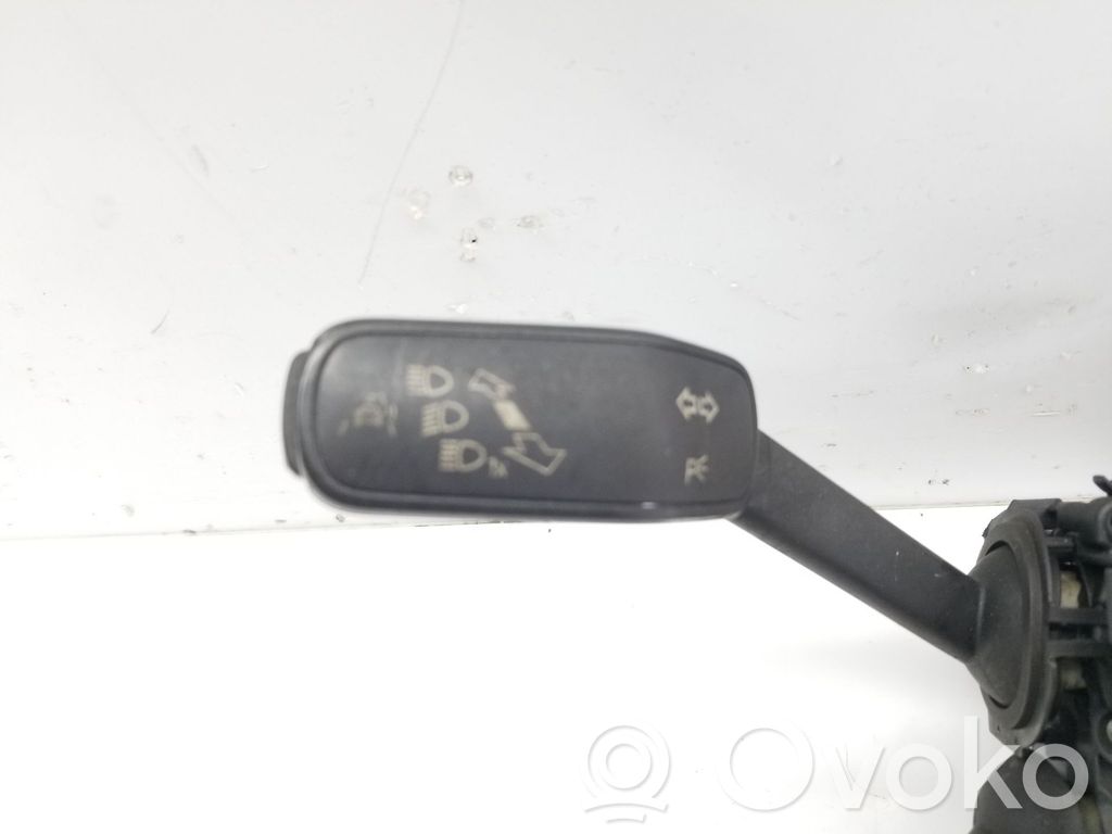 Interruptor de control multifunción   5Q0953521GC