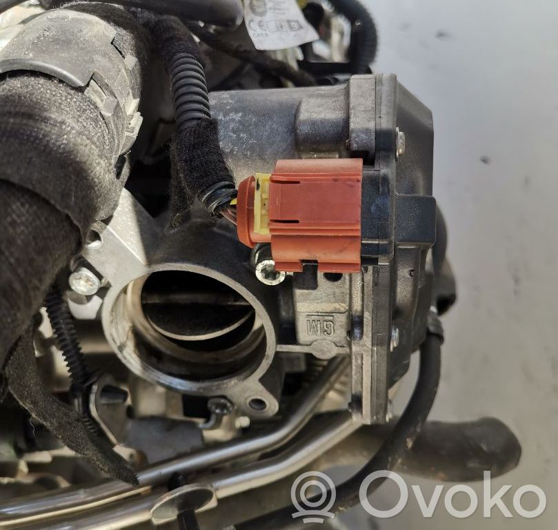 Opel Corsa E Przepustnica 