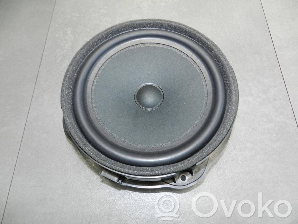 Audi A3 8Y Altavoz de la puerta delantera 