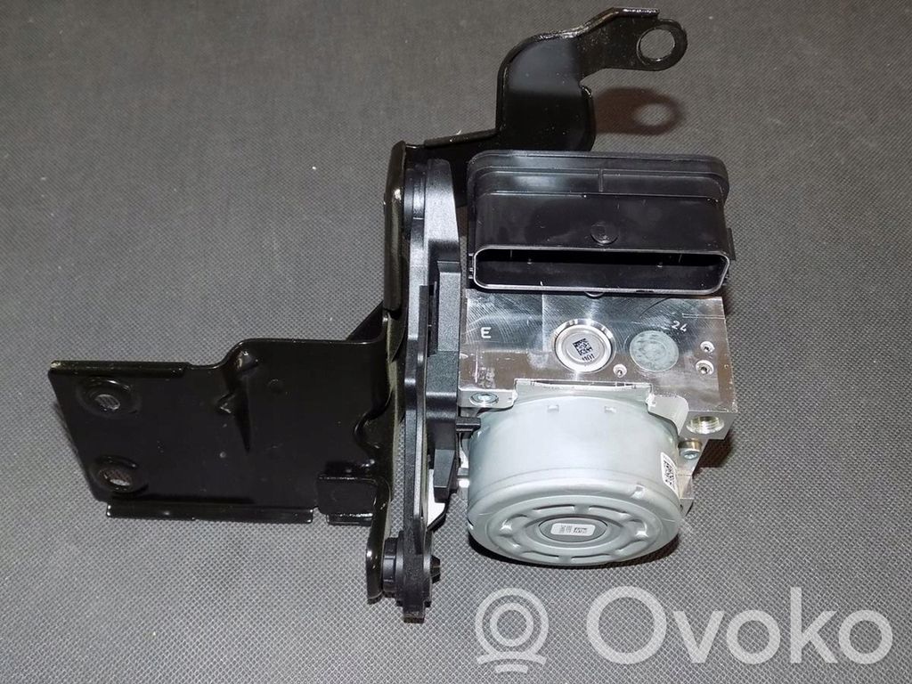 Volkswagen PASSAT B8 ABS bloks 