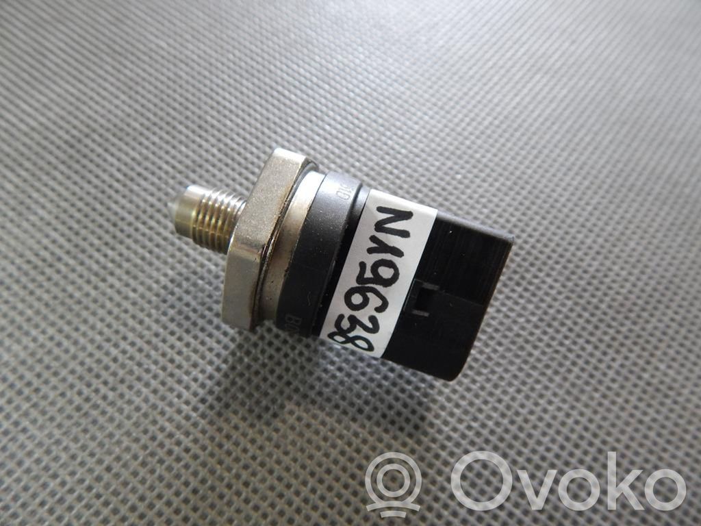 Luftdrucksensor   06H906051D