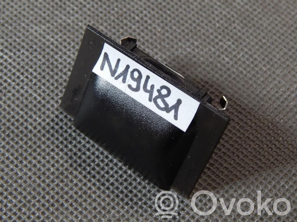 Sensor de luz solar   8V0907451