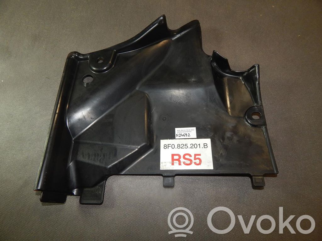Audi RS5 Protección inferior lateral 