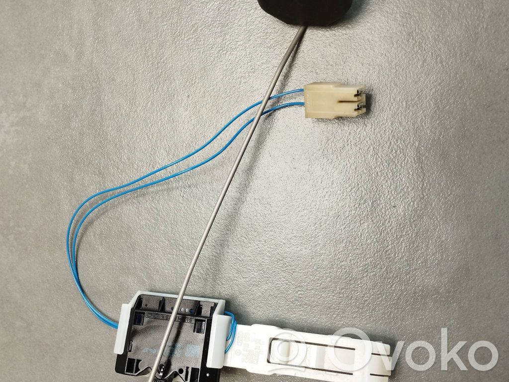 Audi Q7 4L Sensor de nivel de combustible 