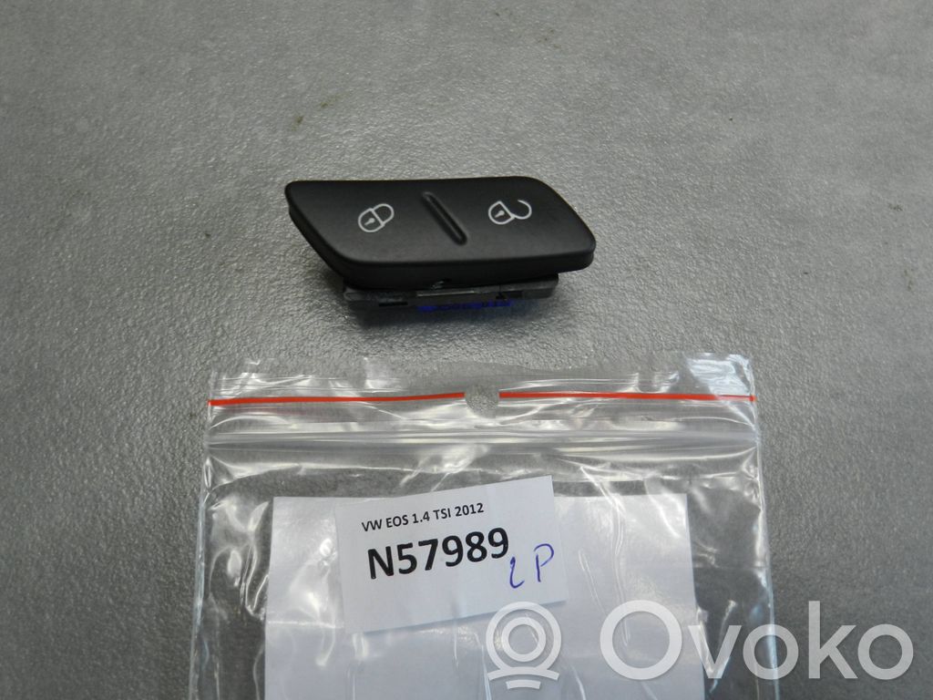 Volkswagen Eos Central locking switch button 