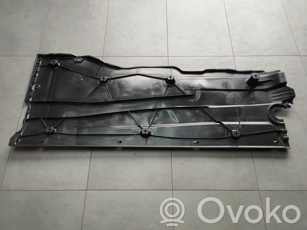 Audi A3 8Y Vidurinė dugno apsauga 