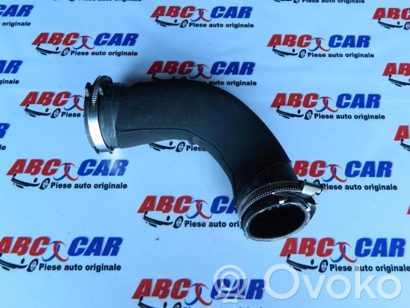 Intercooler hose/pipe   8R0145737L