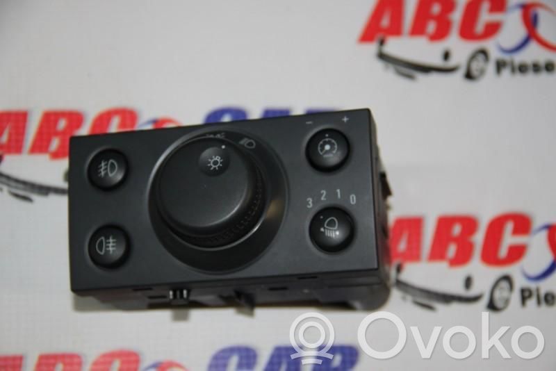 Opel Vectra C Light switch 