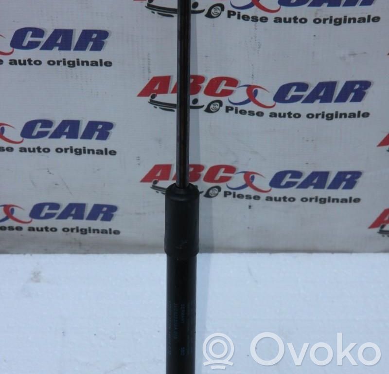 Skoda Superb B8 (3V) Amortizor capotă motor 