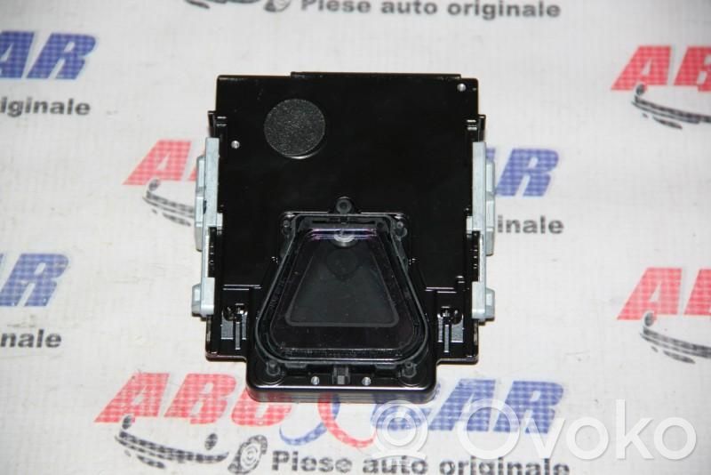 Windshield/windscreen camera   80A907217