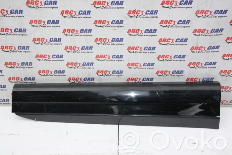 Front arch trim   4M0853960G
