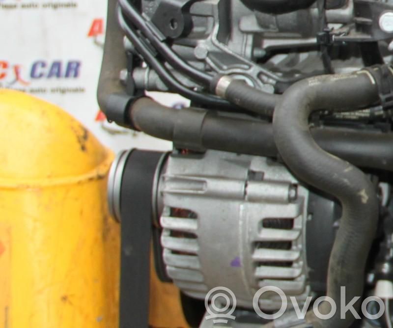 Alternador   04L903023H