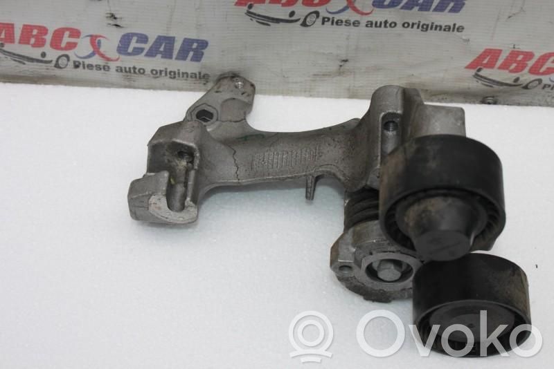 Sonstiges Einzelteil Motor   117108063R