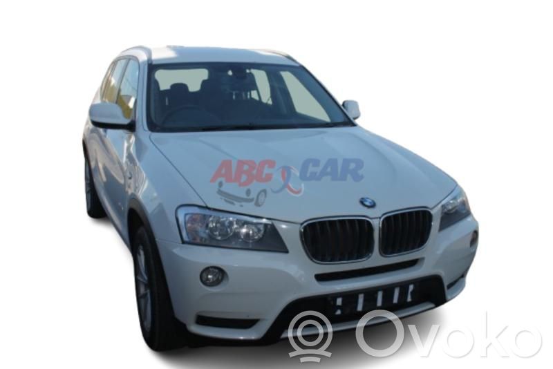 BMW X3 F25 Difuzor în panou 