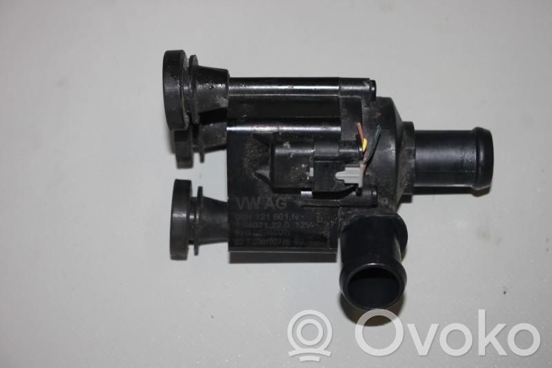 Vesipumppu   06H121601N