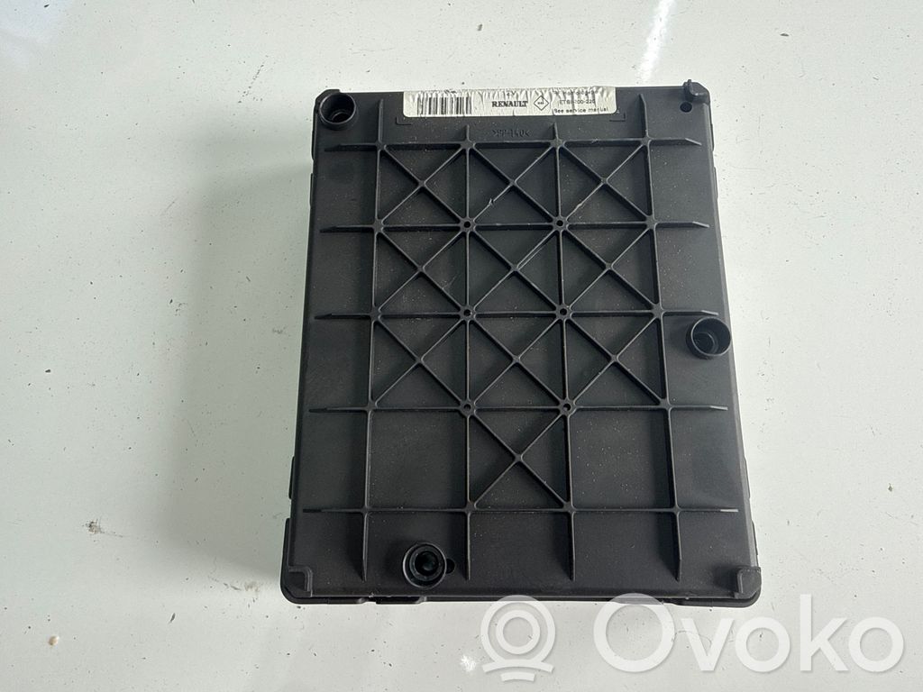 Renault Megane I Fuse module 