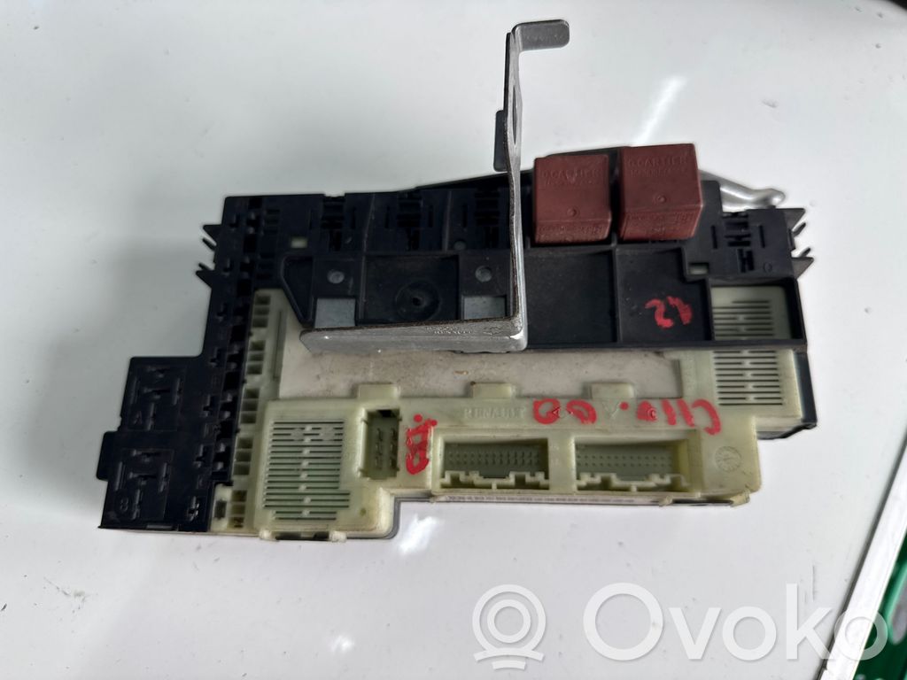 Renault Clio II Módulo de fusible 