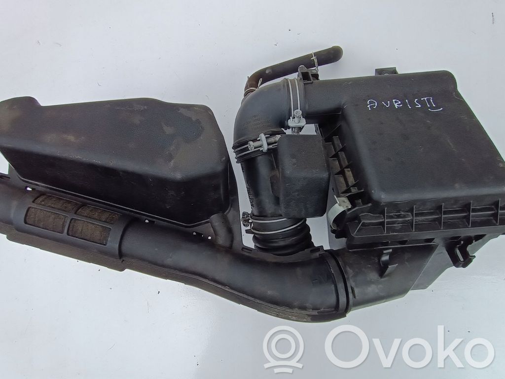 Toyota Auris E180 Caja del filtro de aire 
