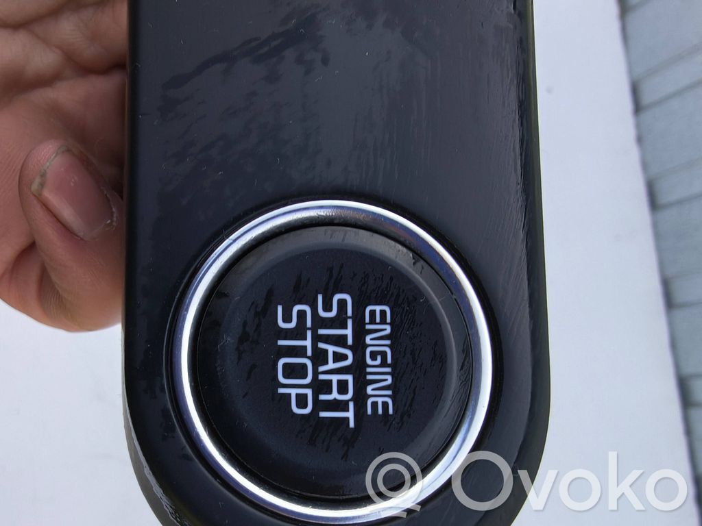 KIA Ceed Engine start stop button switch 