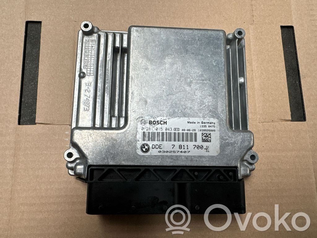 Variklio valdymo blokas   7811700,0281015043,030257407