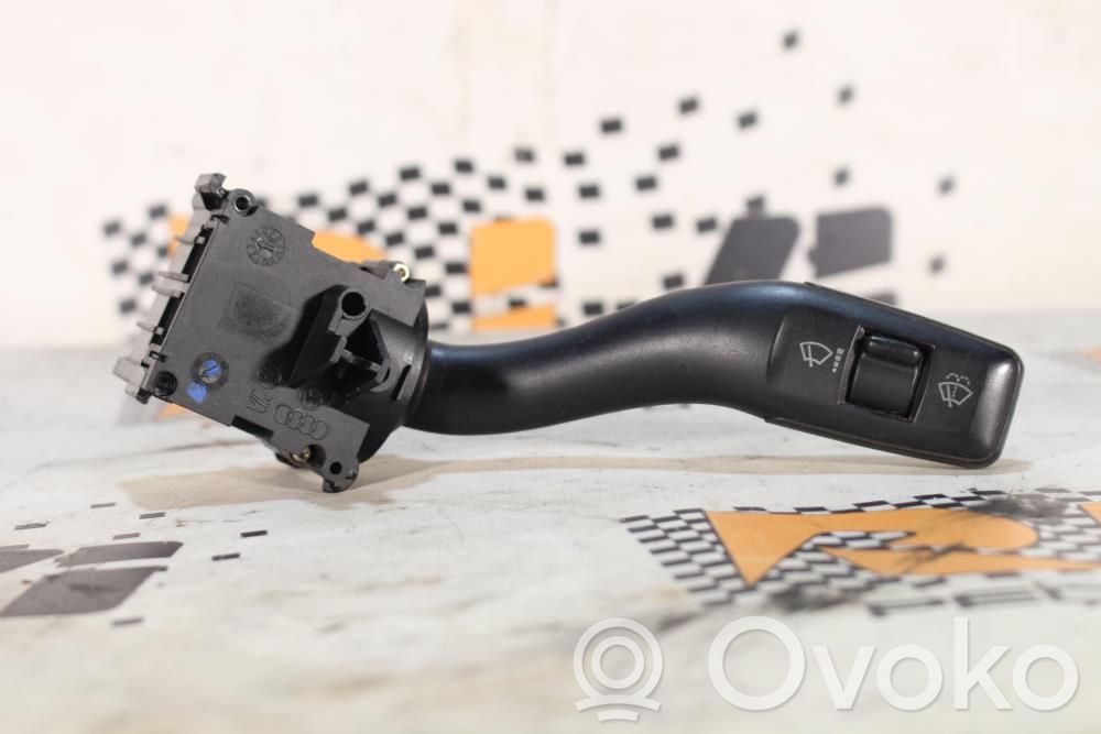 Audi A4 S4 B7 8E 8H Stikla tīrītāju ātruma pārslēdzējs 