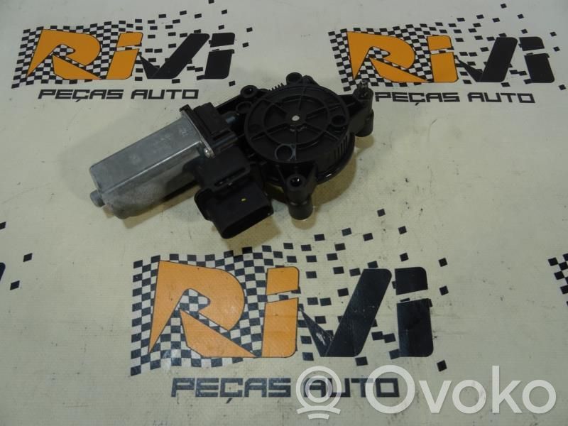 BMW M3 F80 Moteur de lève-vitre de porte avant 