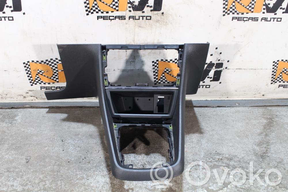 Seat Leon (5F) Consola central 