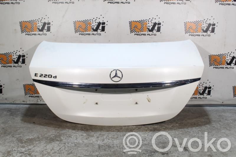 Tailgate/trunk/boot lid   MALA