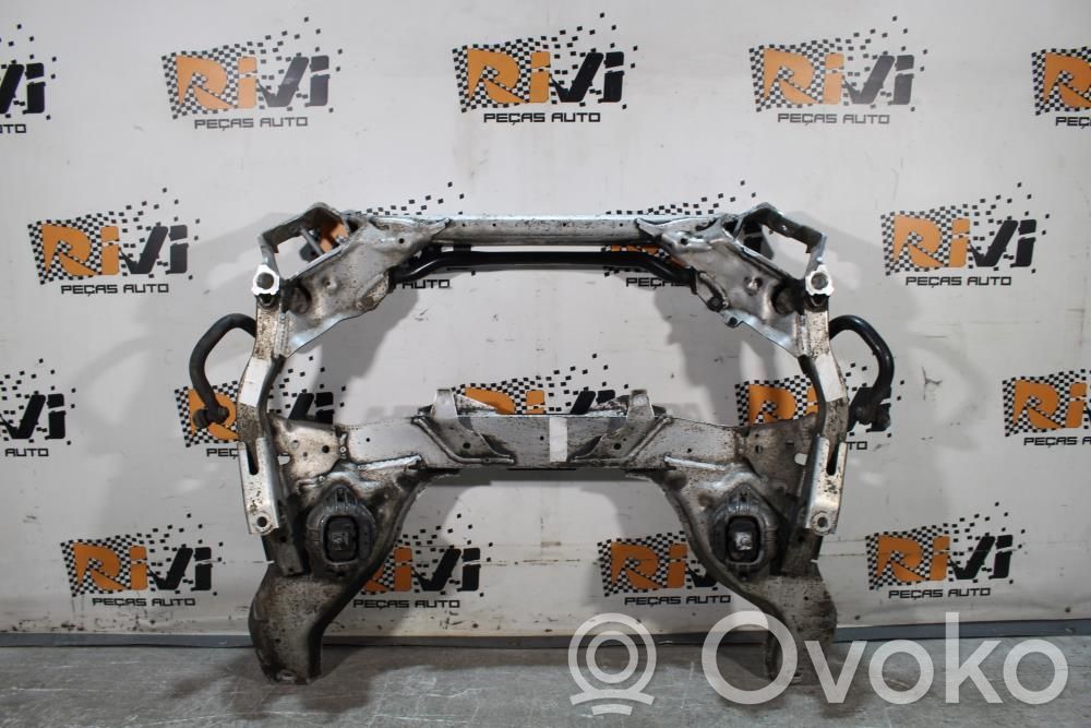 BMW 3 E90 E91 Subcadru frontal 