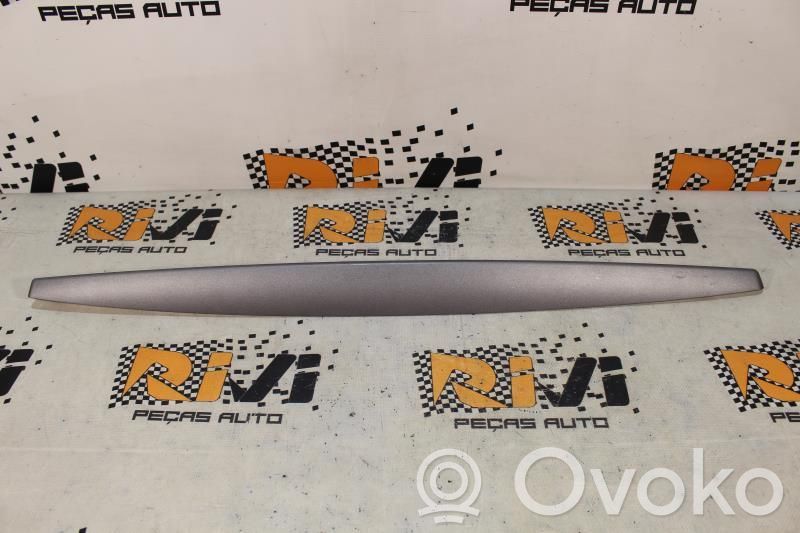 Rivestimento modanatura   7071272,7071272,SERIE1E81