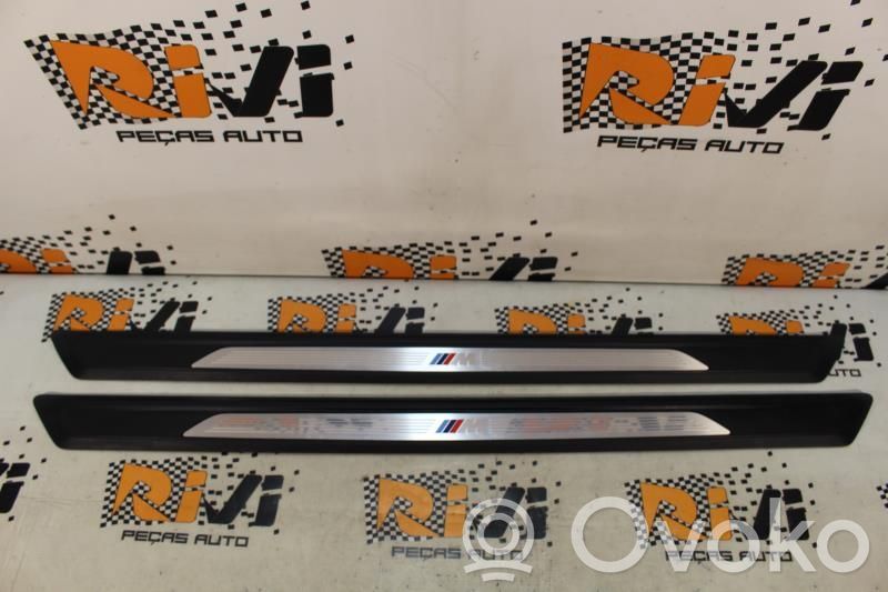 BMW 1 F20 F21 Moldura embellecedora 