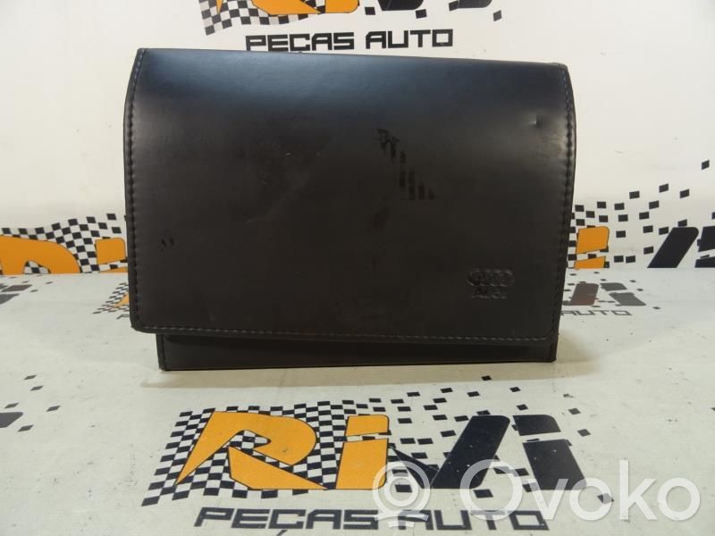 Audi A6 S6 C6 4F User manual 