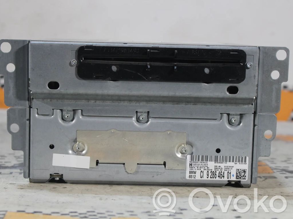 BMW M3 F80 Panel / Radioodtwarzacz CD/DVD/GPS 
