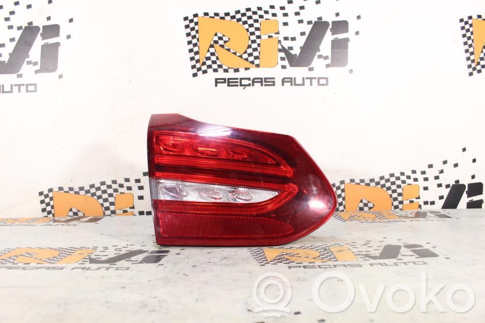 Mercedes-Benz C W205 Lampă spate în capacul portbagajului 