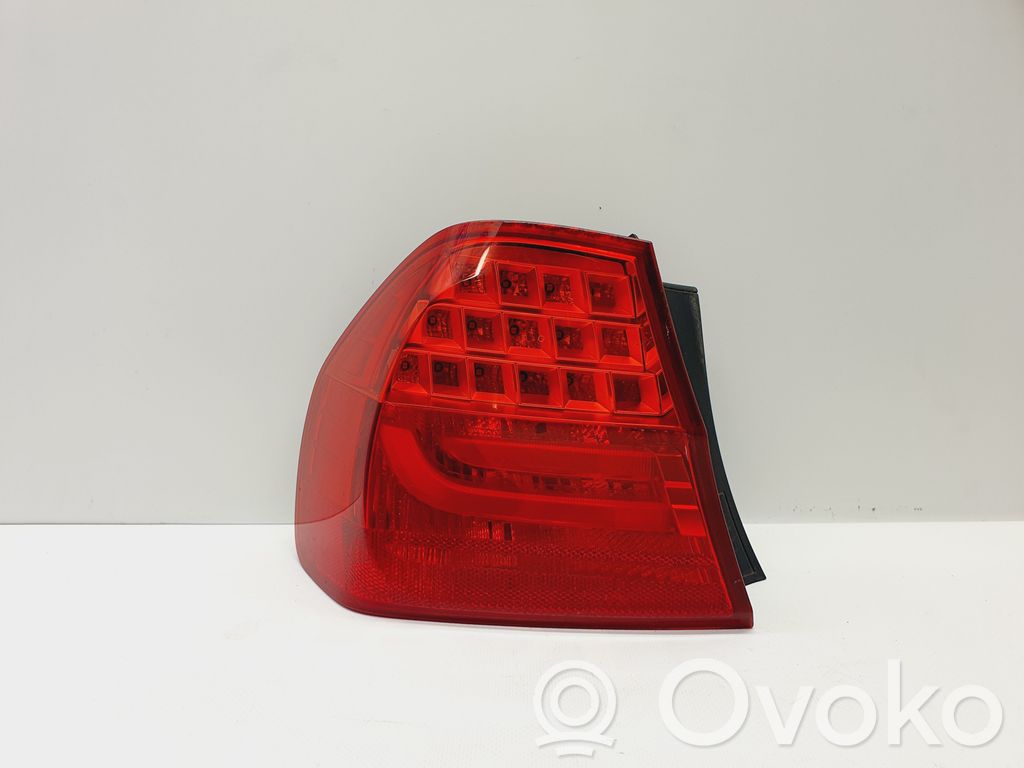 Rear/tail lights set   7154153,7211213