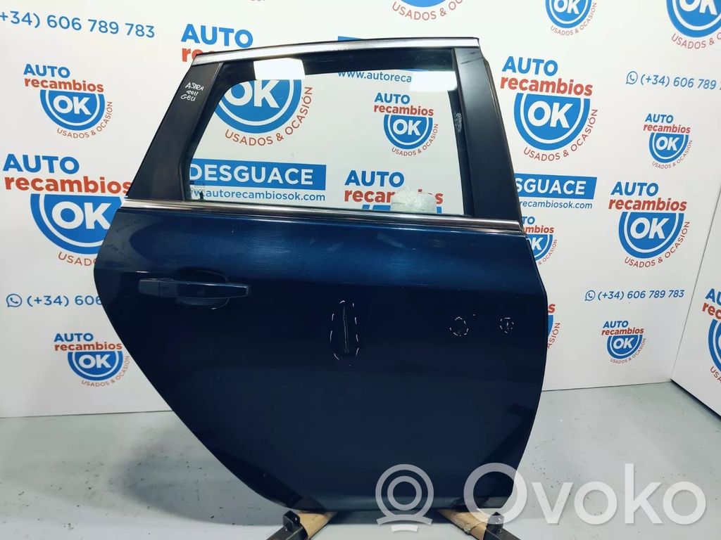 Opel Astra J Galinės durys 