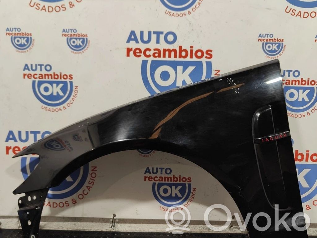 Jaguar XF X250 Sparnas 