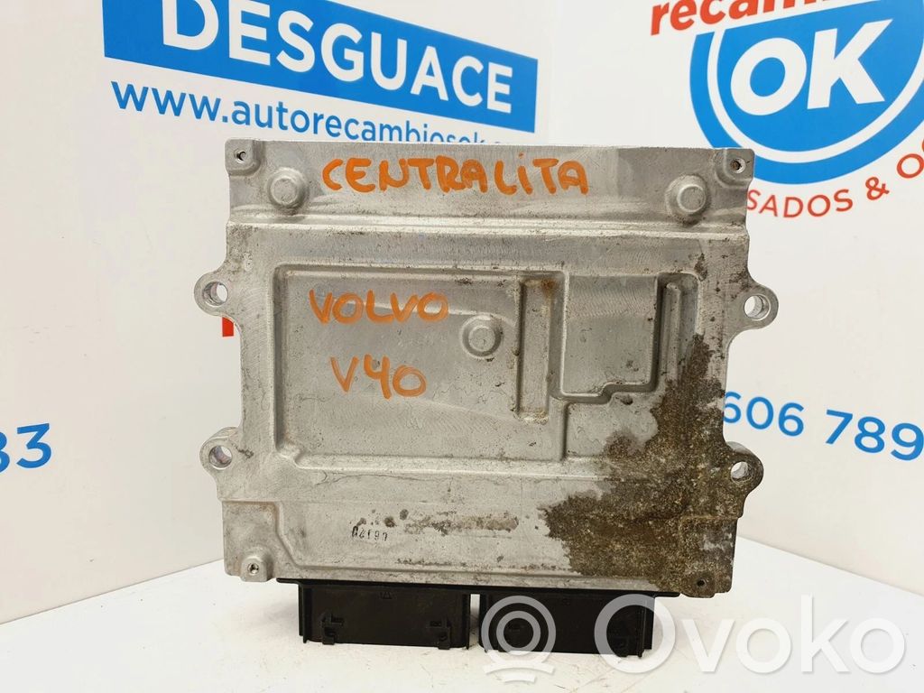 Volvo V40 Engine control unit/module ECU 