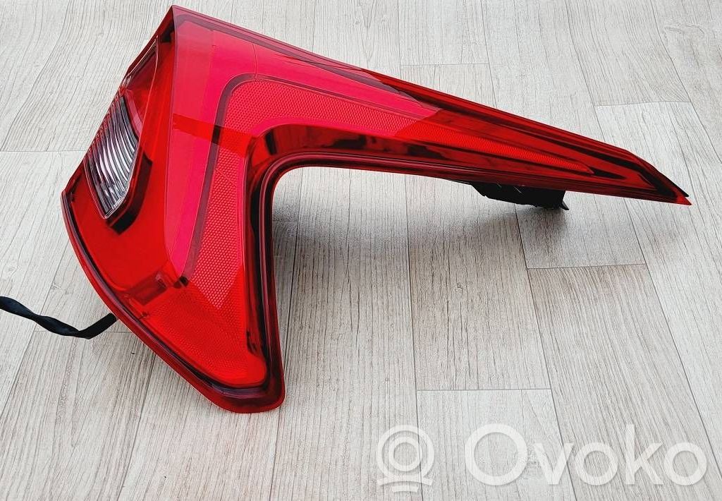 Lampa tylna   103070,689178