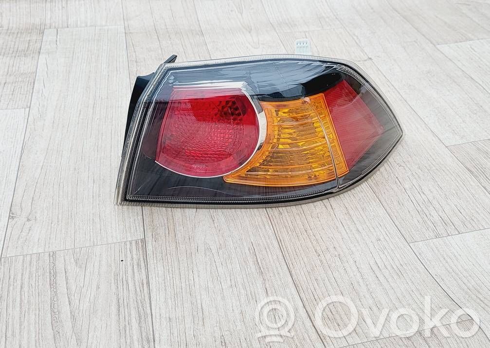 Mitsubishi Lancer VIII Luci posteriori 