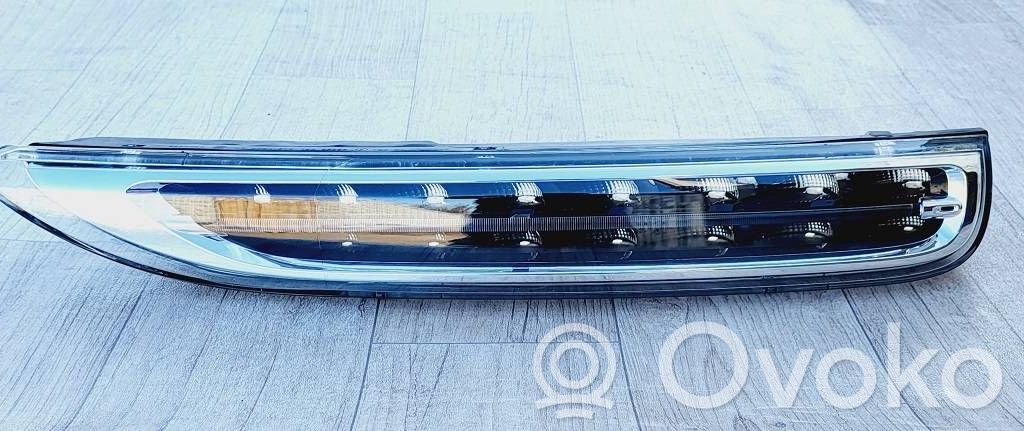Frontblinker   7P5941182B,89206841