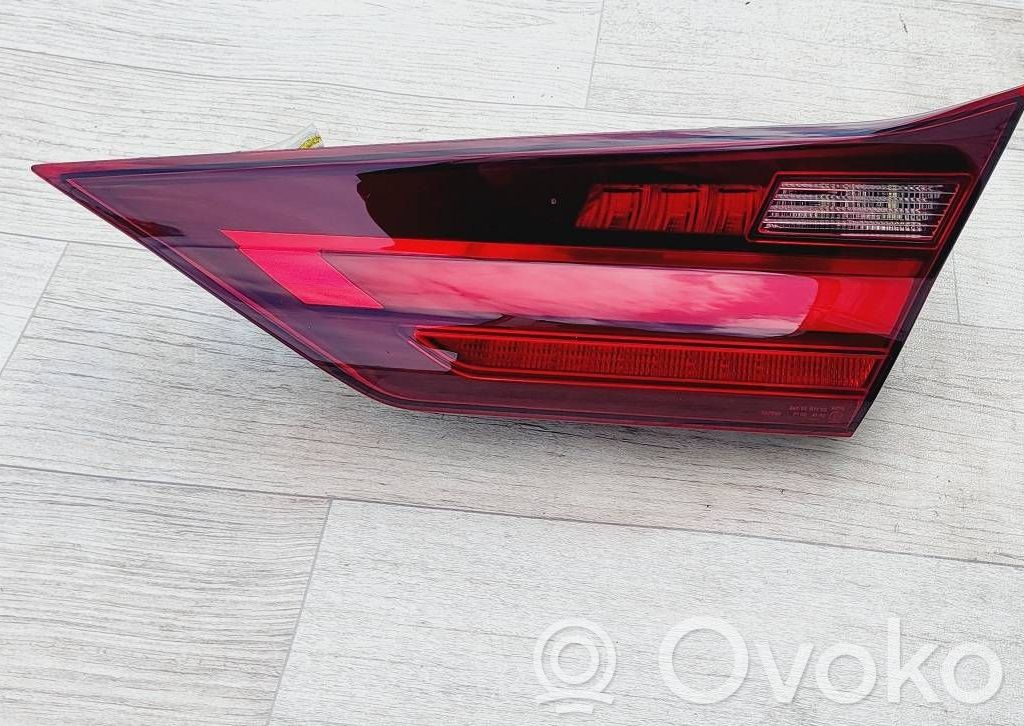 BMW 1 F40 Takaluukun takavalot 