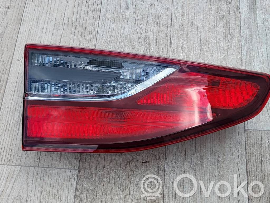 KIA Ceed Takaluukun takavalot 