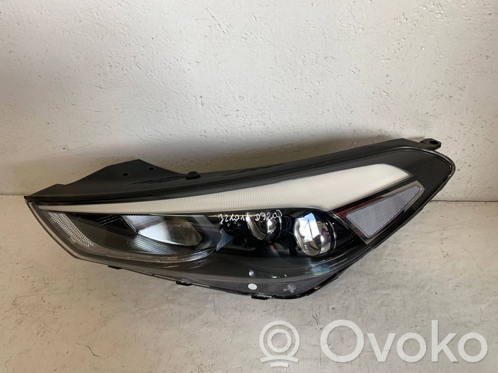 Hyundai Tucson TL Scheinwerfer 
